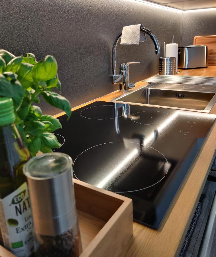 Trendy In The Heart Of Lahti, Free Parking Appartement *